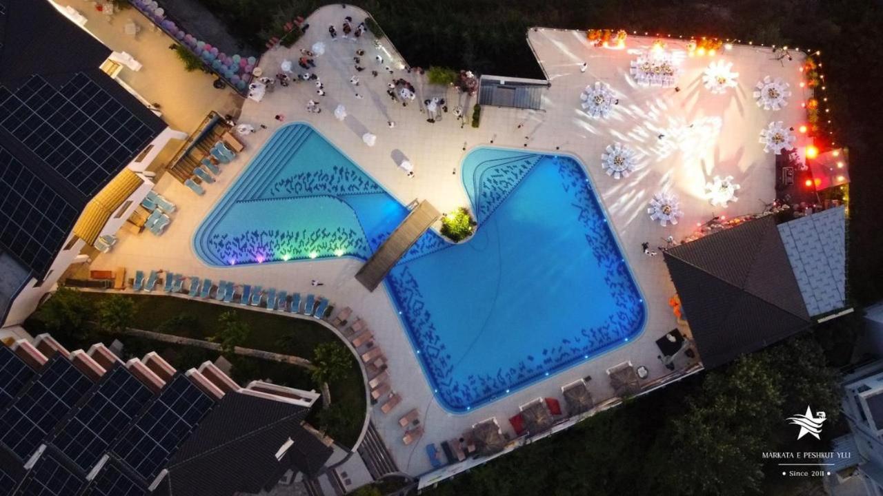 Chateau Linza Resort Тирана Екстер'єр фото